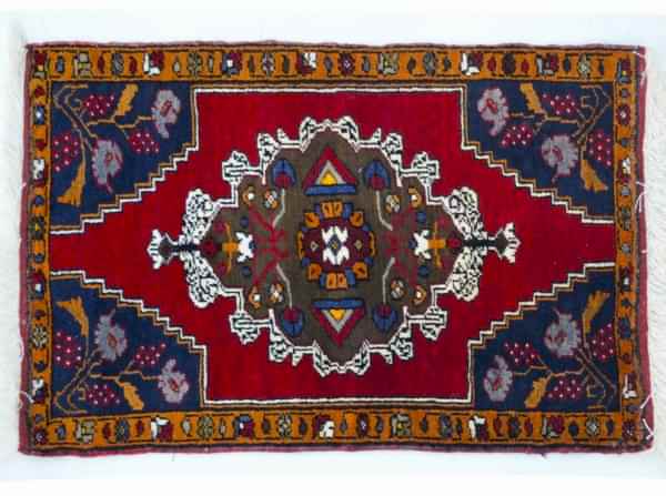 5668 YAHYALI HALI YASTIK: