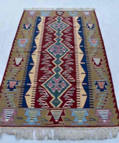 7068 UŞAK EŞME KİLİM