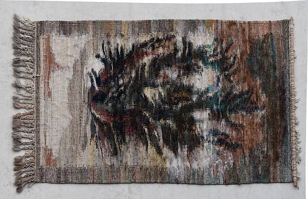 16116 ÖZEL TÜYLÜ HİNT KİLİM