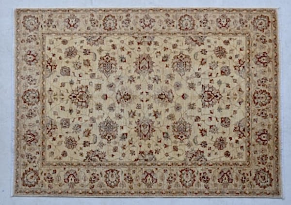 9340 ANTİK UŞAK HALI